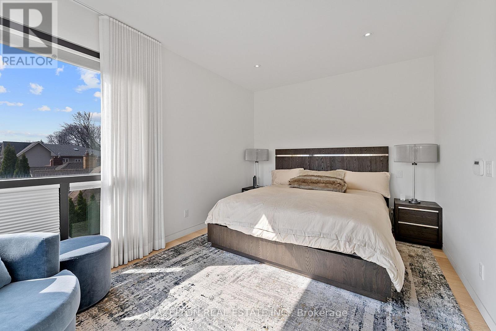 143 Joicey Boulevard, Toronto, Ontario  M5M 2V1 - Photo 16 - C12989734