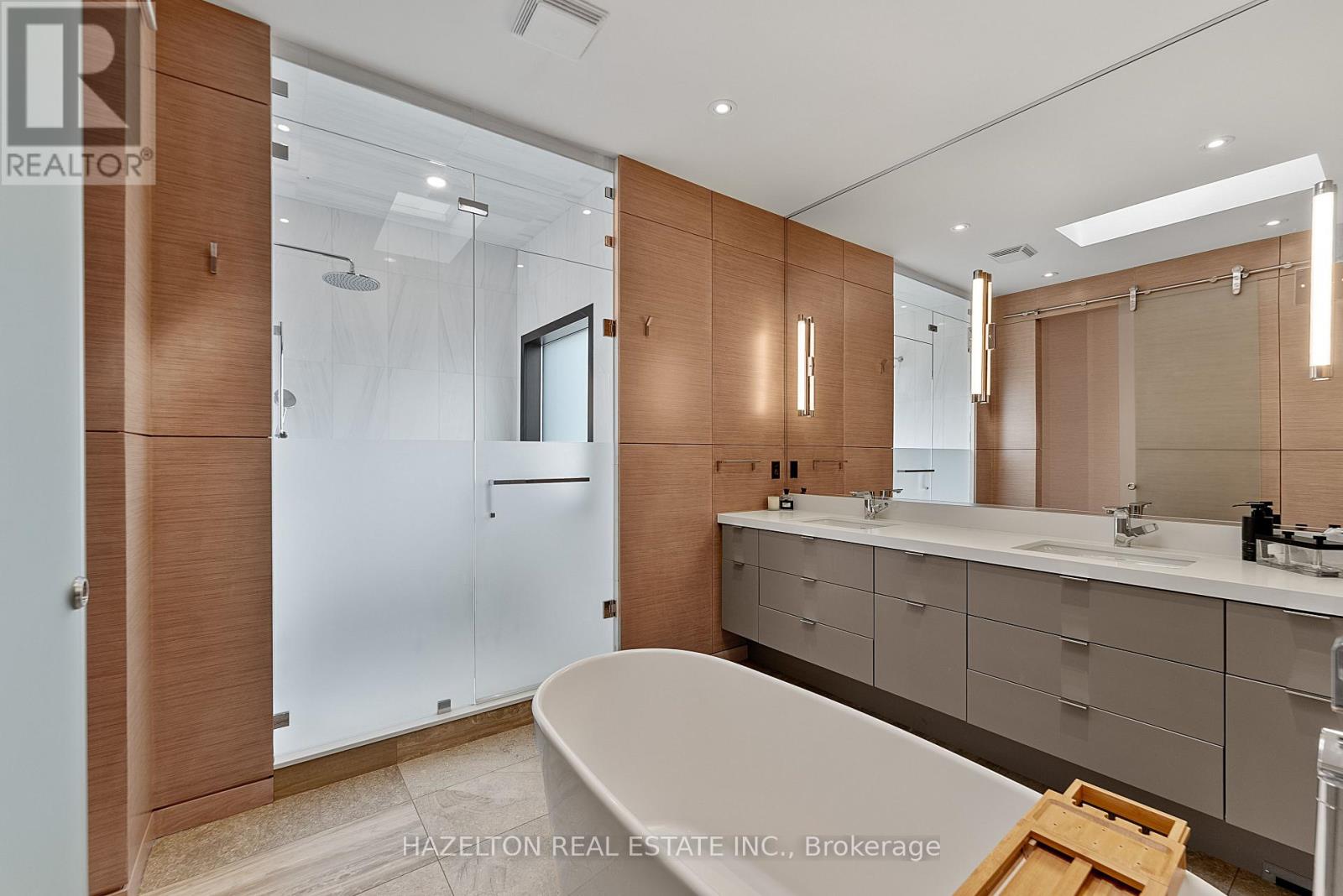 143 Joicey Boulevard, Toronto, Ontario  M5M 2V1 - Photo 19 - C12989734