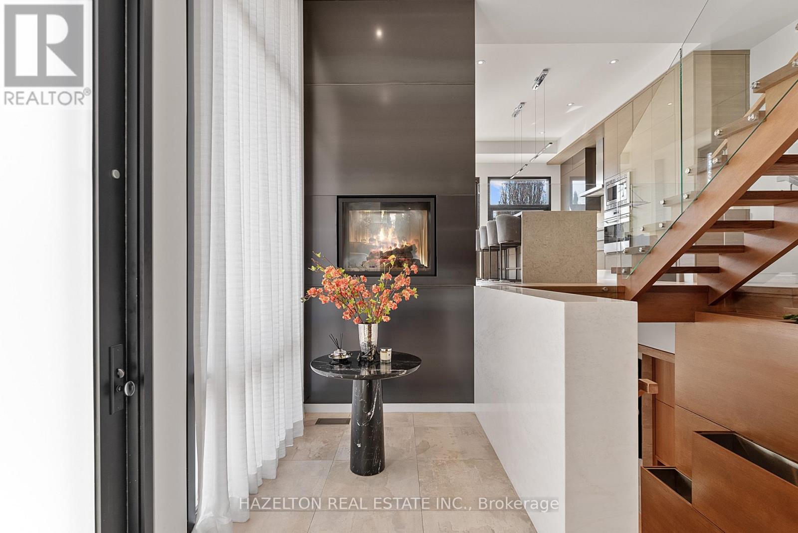 143 Joicey Boulevard, Toronto, Ontario  M5M 2V1 - Photo 2 - C12989734