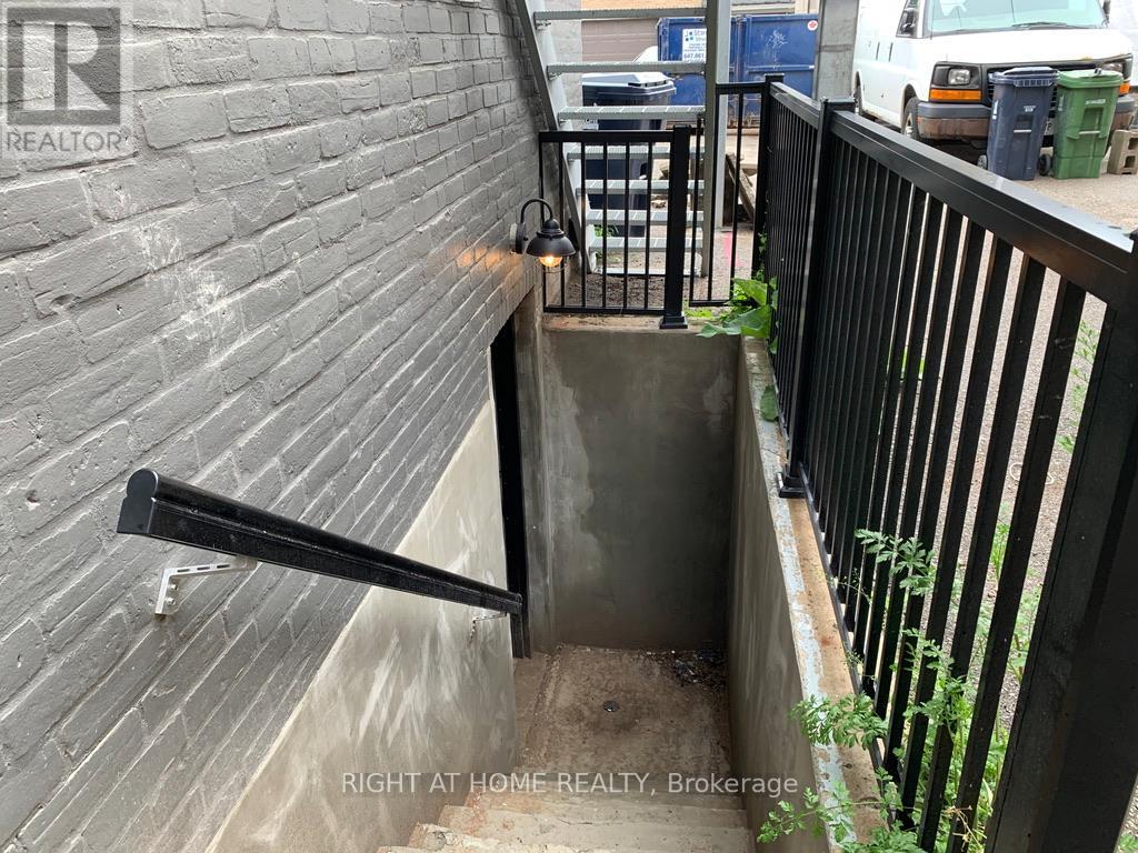 Lower - 148 Dovercourt Road, Toronto, Ontario  M6J 3C4 - Photo 14 - C12989744