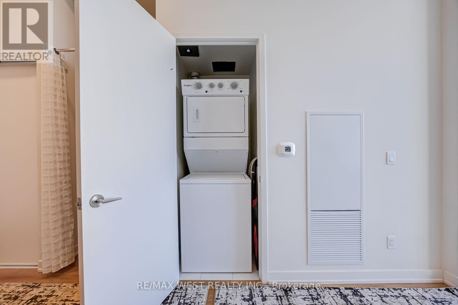 2406 - 10 Deerlick Court, Toronto, Ontario  M3A 0A7 - Photo 24 - C12989748