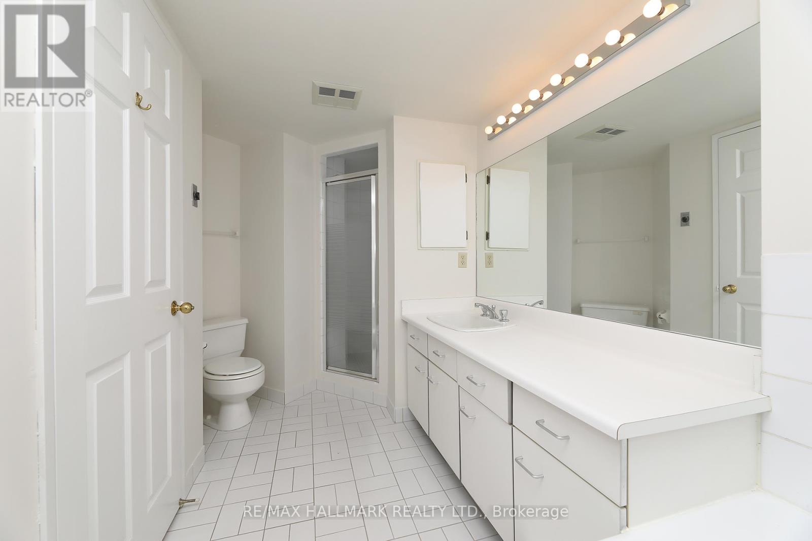 1704 - 10 Kenneth Avenue, Toronto, Ontario  M2N 6K6 - Photo 23 - C12989758