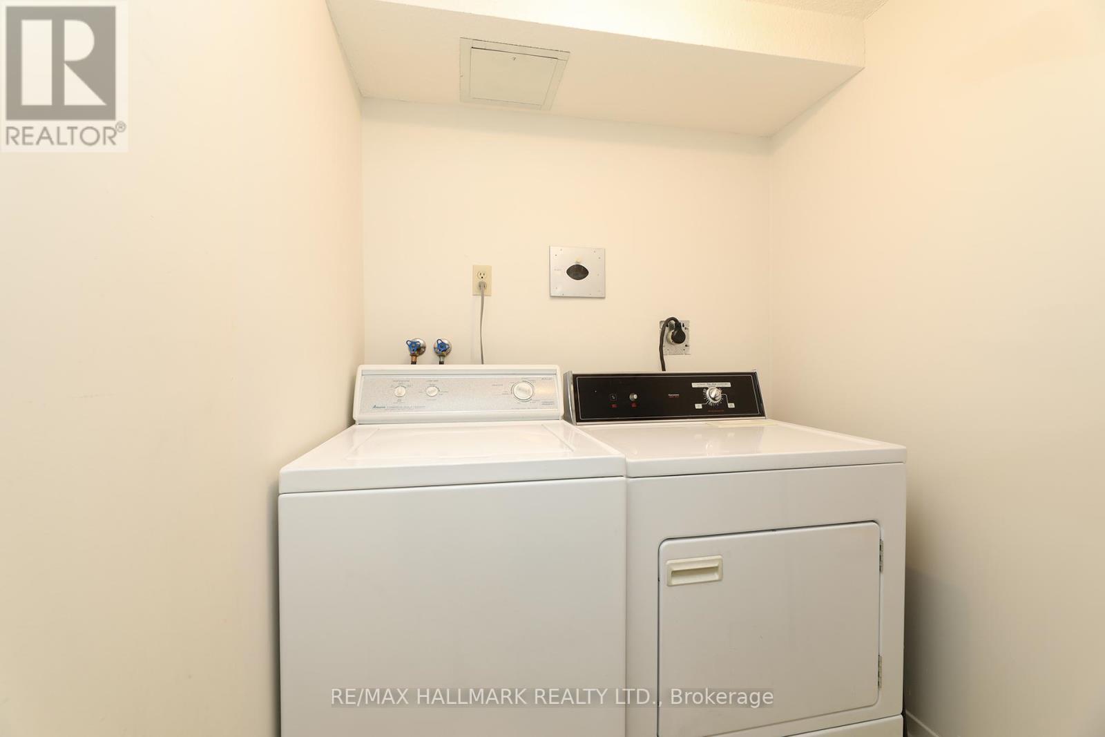 1704 - 10 Kenneth Avenue, Toronto, Ontario  M2N 6K6 - Photo 27 - C12989758