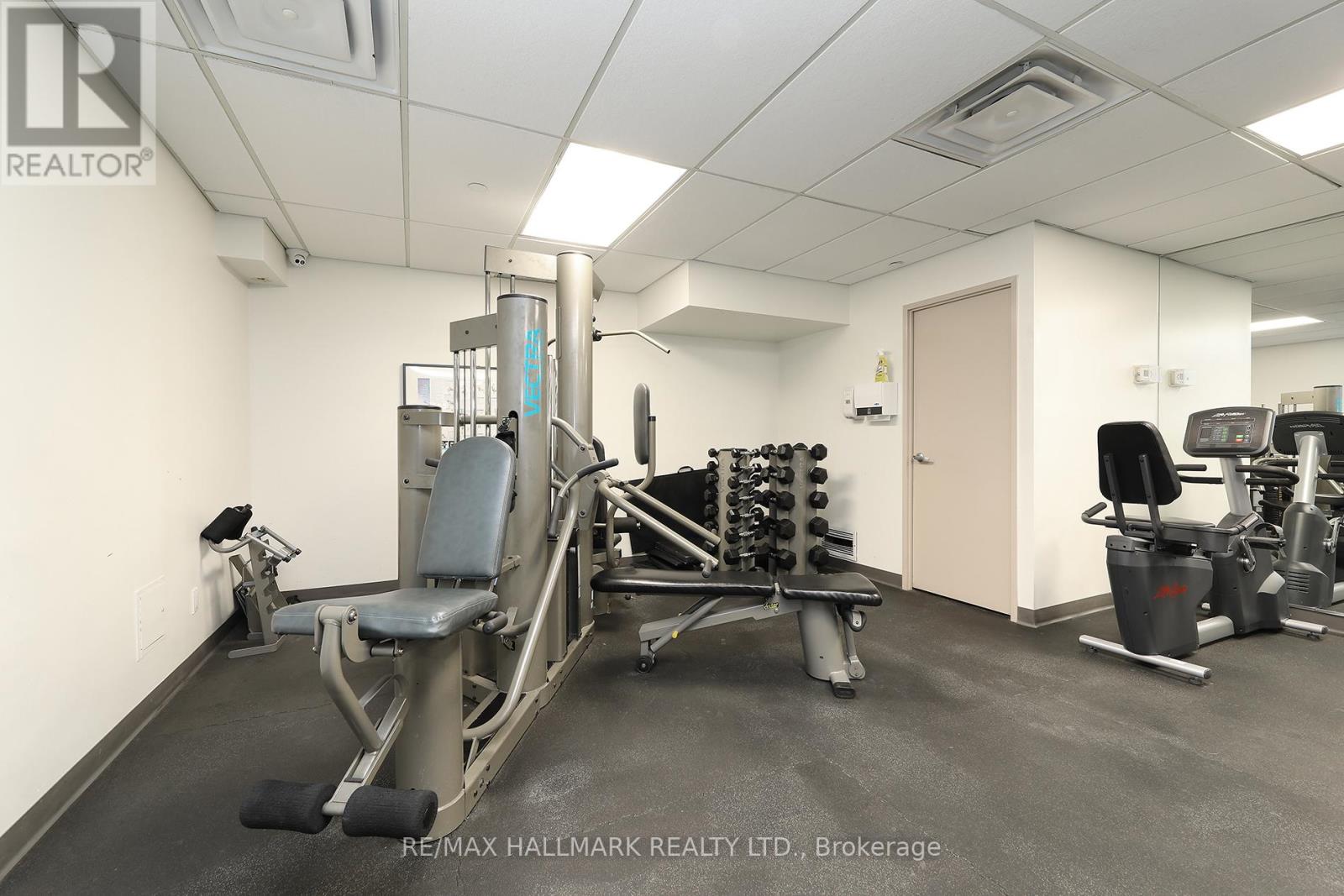 1704 - 10 Kenneth Avenue, Toronto, Ontario  M2N 6K6 - Photo 31 - C12989758