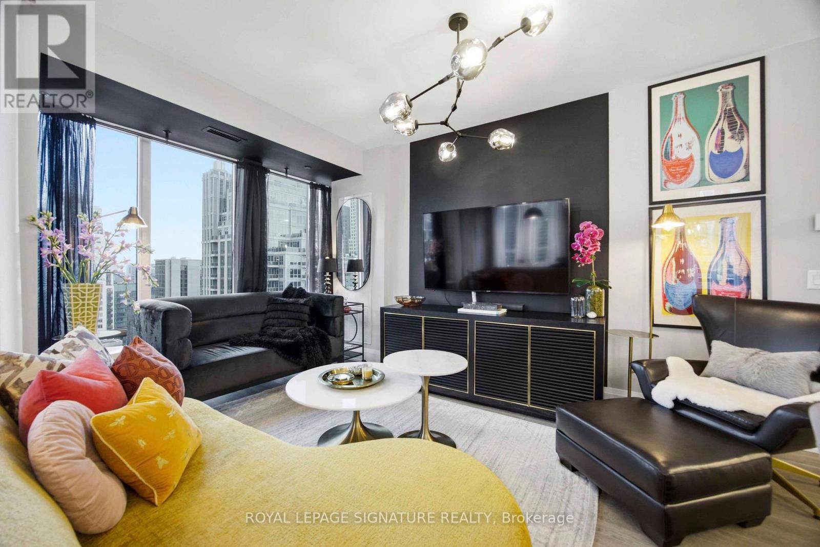 2307 - 88 Cumberland Street, Toronto, Ontario  M5R 0C8 - Photo 3 - C12989764