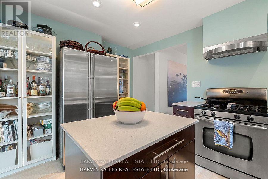 291 Arlington Avenue, Toronto, Ontario  M6C 2Z8 - Photo 10 - C12989766