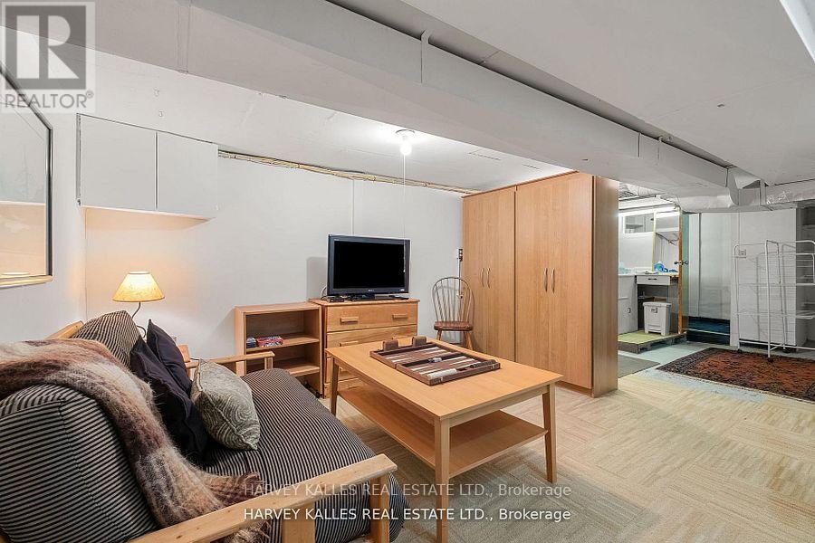 291 Arlington Avenue, Toronto, Ontario  M6C 2Z8 - Photo 17 - C12989766