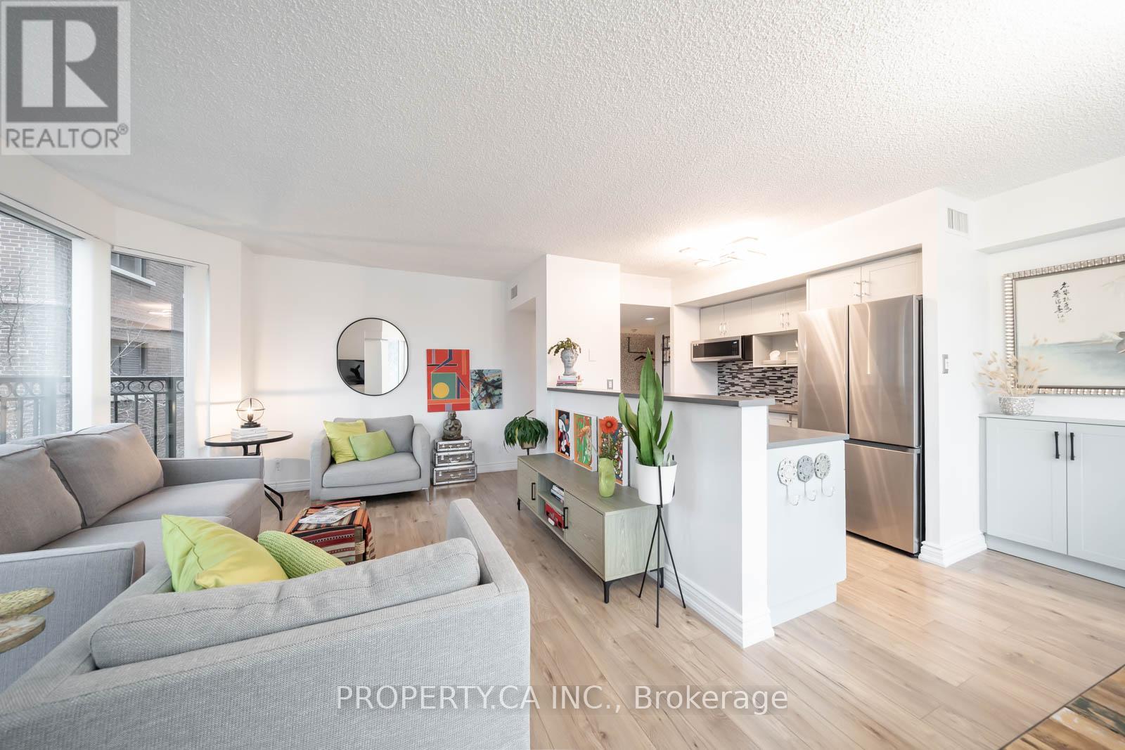 202 - 97 Lawton Boulevard, Toronto, Ontario  M4V 1Z6 - Photo 19 - C12989768