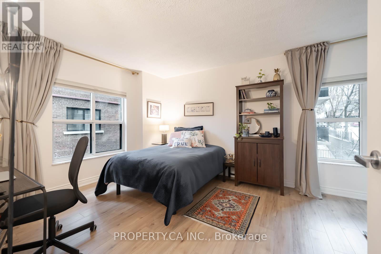 202 - 97 Lawton Boulevard, Toronto, Ontario  M4V 1Z6 - Photo 26 - C12989768