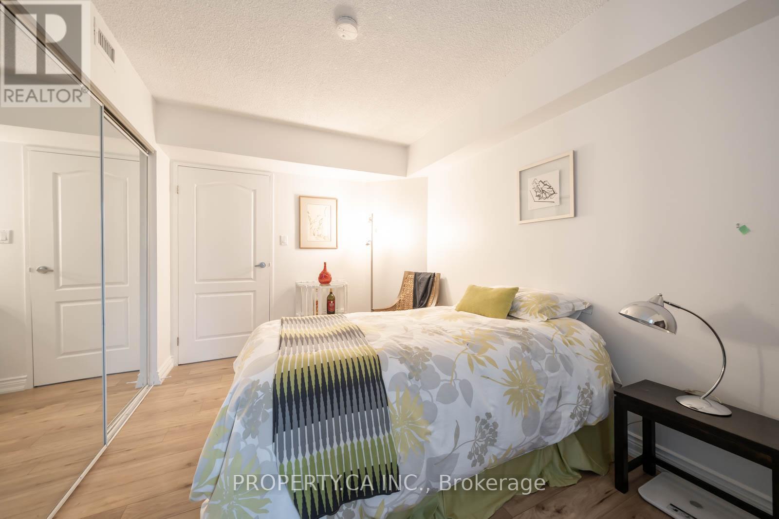 202 - 97 Lawton Boulevard, Toronto, Ontario  M4V 1Z6 - Photo 35 - C12989768