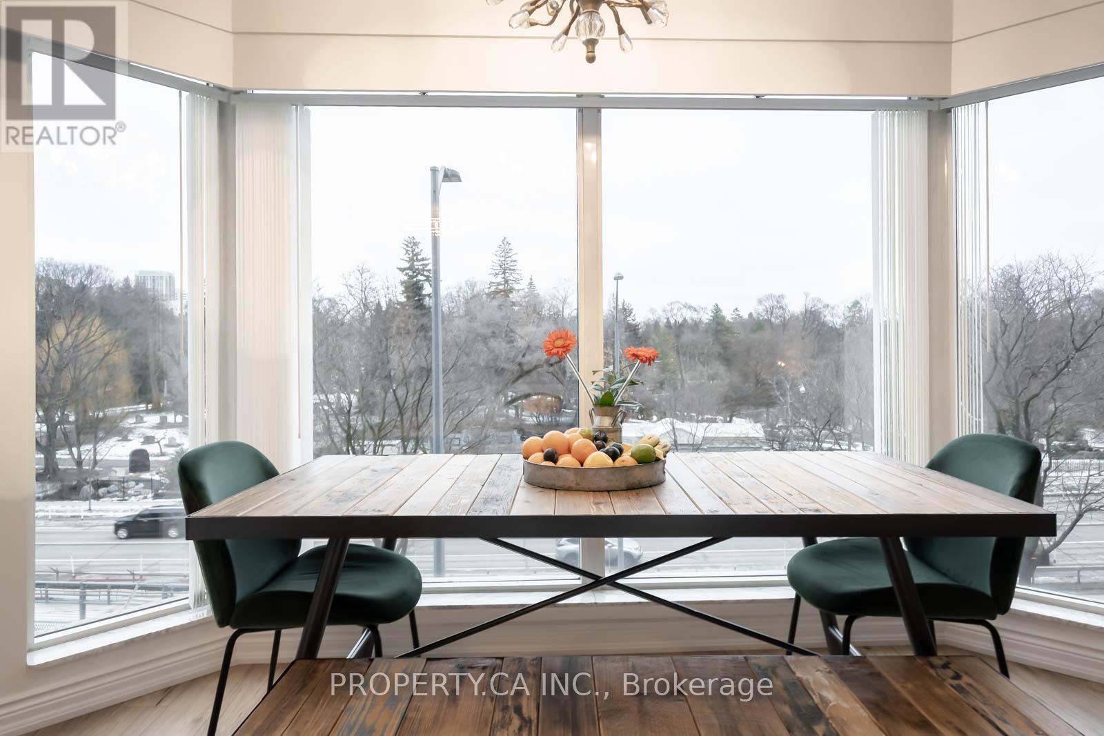 202 - 97 Lawton Boulevard, Toronto, Ontario  M4V 1Z6 - Photo 9 - C12989768