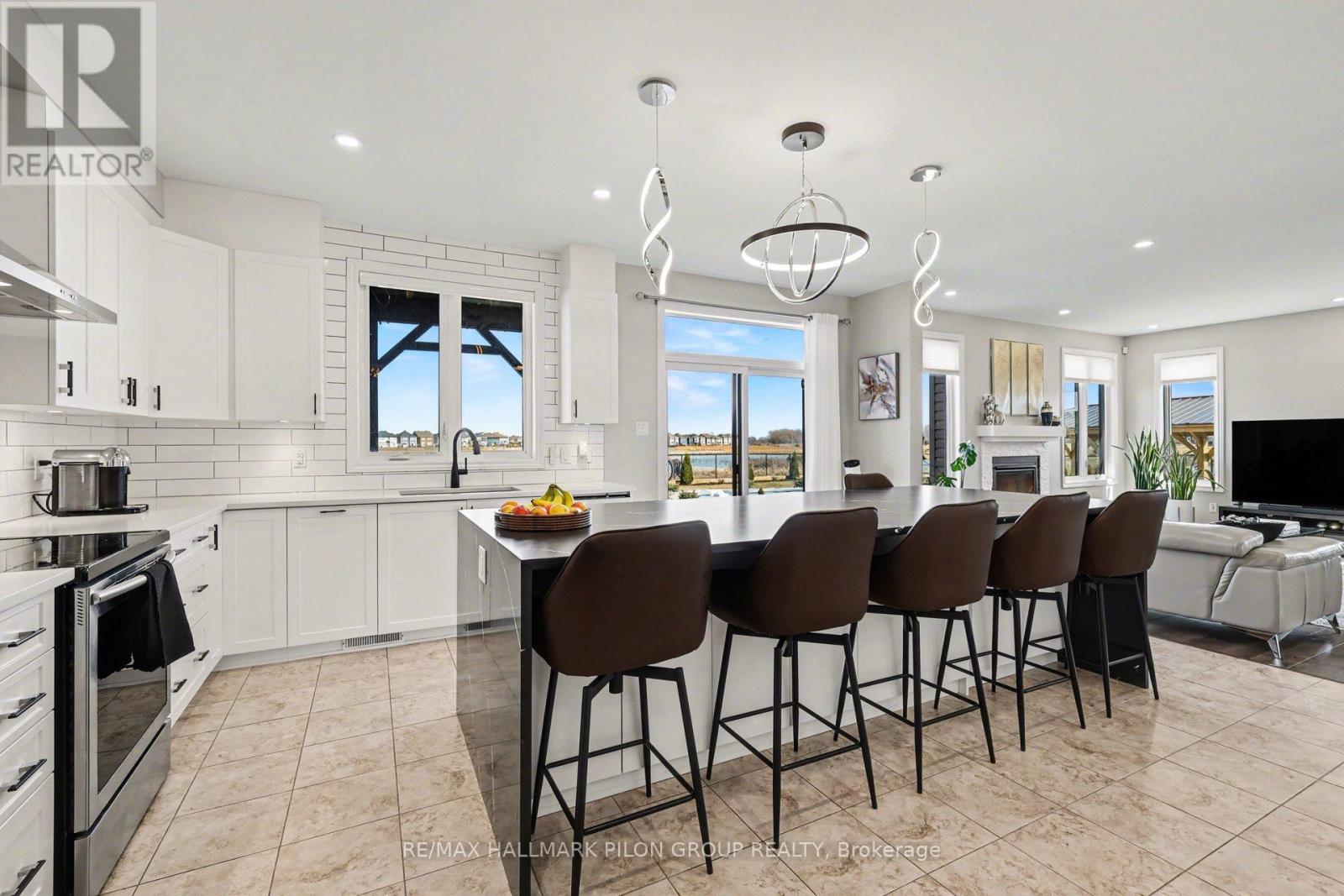 236 Esturgeon Street, Ottawa, Ontario  K4A 1G5 - Photo 10 - X12989524