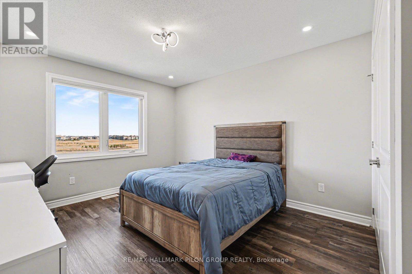 236 Esturgeon Street, Ottawa, Ontario  K4A 1G5 - Photo 19 - X12989524