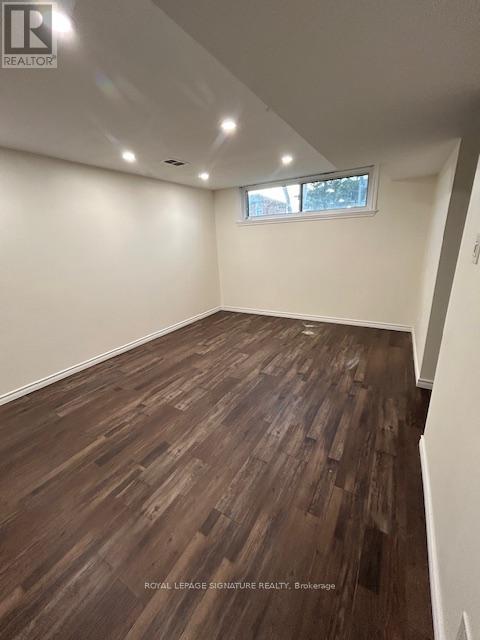 41 Daleside Crescent, Toronto, Ontario  M4A 2H7 - Photo 11 - C12989788