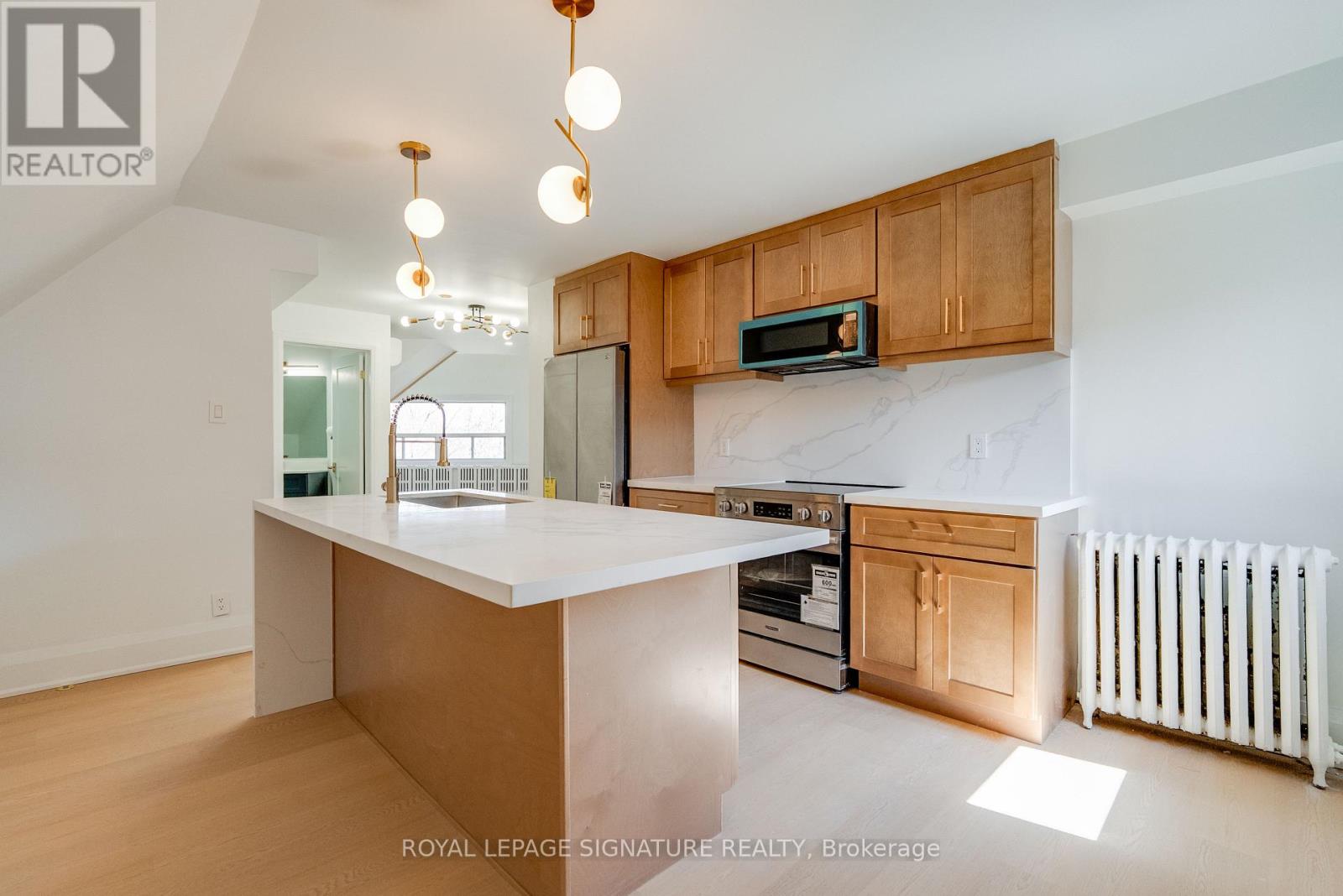 3 - 1 Bellwoods Park, Toronto, Ontario  M6J 1S4 - Photo 5 - C12989816