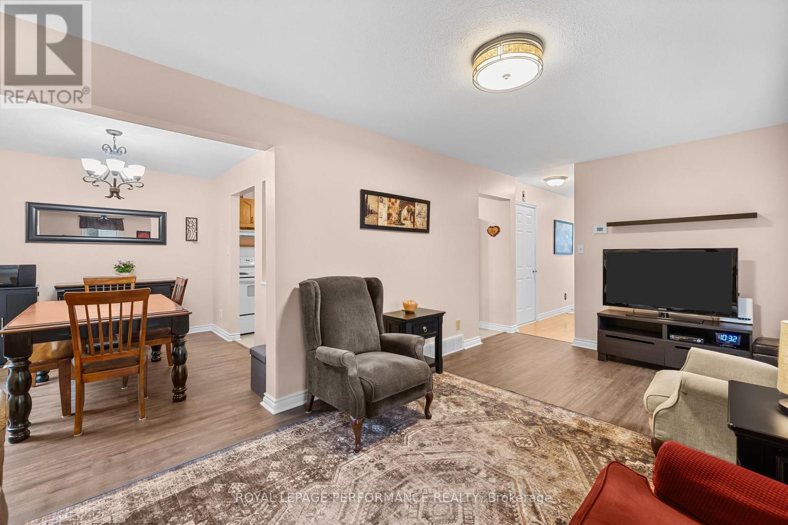 1782 Radway Terrace, Ottawa, Ontario  K1C 5K2 - Photo 12 - X12989704