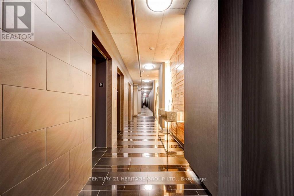 1912 - 210 Simcoe Street, Toronto, Ontario  M5T 0A9 - Photo 10 - C12989846