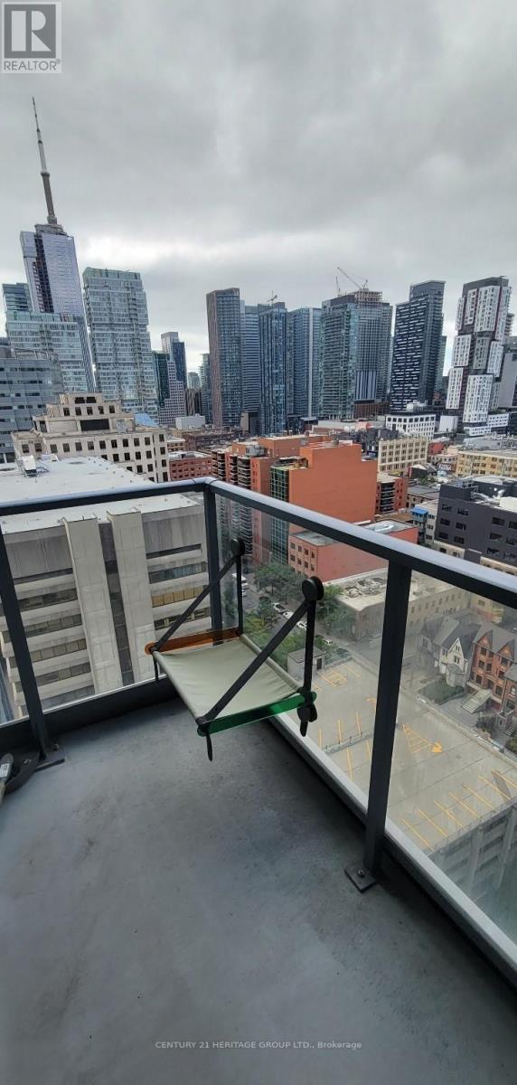 1912 - 210 Simcoe Street, Toronto, Ontario  M5T 0A9 - Photo 8 - C12989846