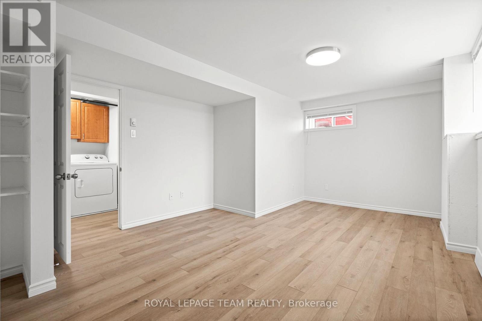 B - 1 Steel Street, Ottawa, Ontario  K1J 6R6 - Photo 16 - X12989730