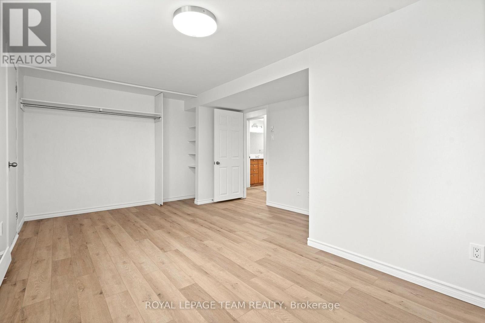 B - 1 Steel Street, Ottawa, Ontario  K1J 6R6 - Photo 17 - X12989730