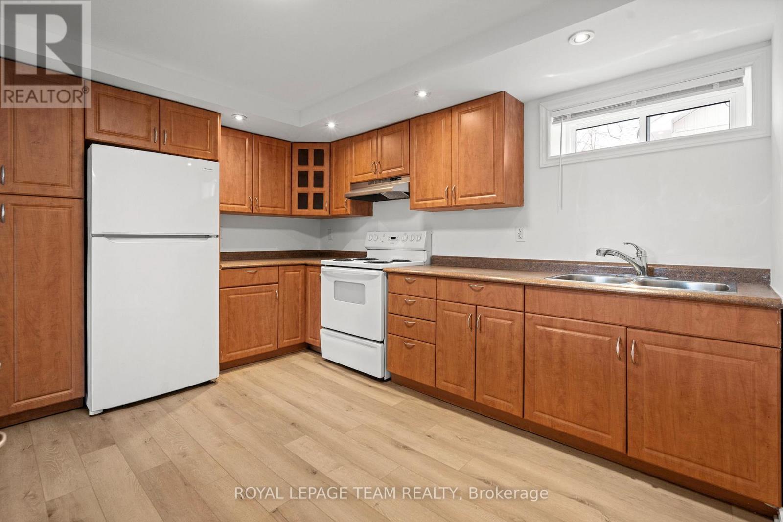 B - 1 Steel Street, Ottawa, Ontario  K1J 6R6 - Photo 8 - X12989730