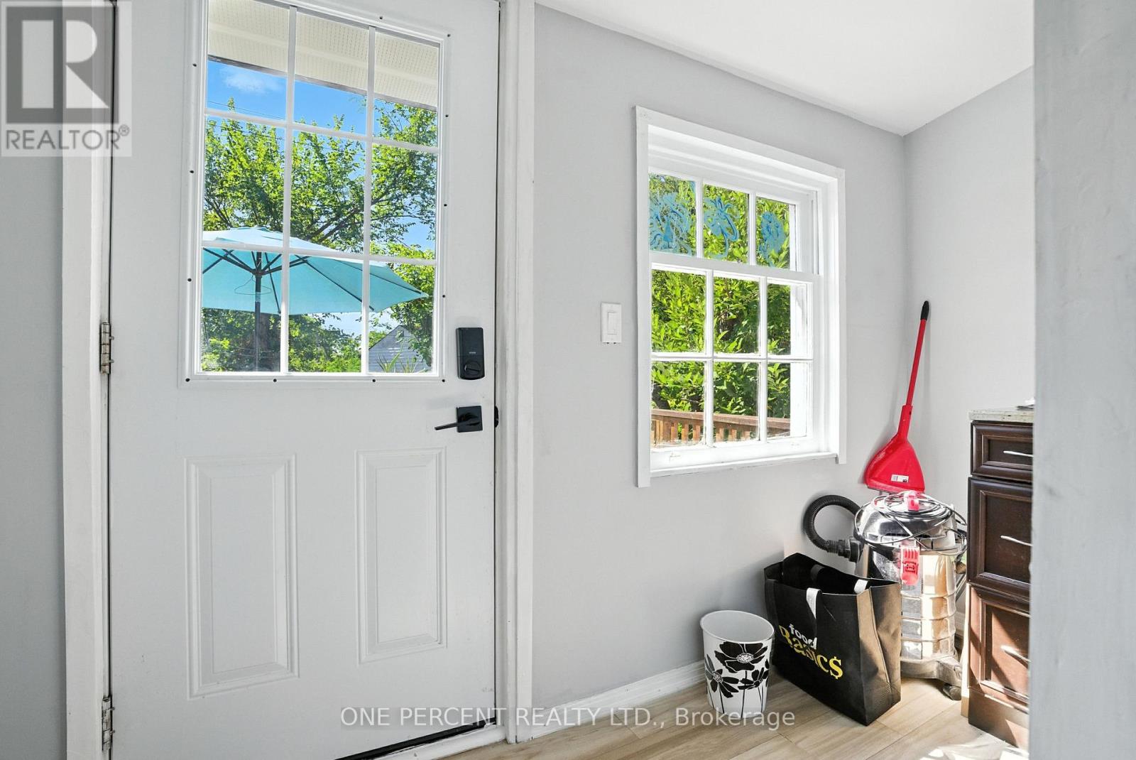 279 Anna Avenue, Ottawa, Ontario  K1Z 7V5 - Photo 12 - X12989736