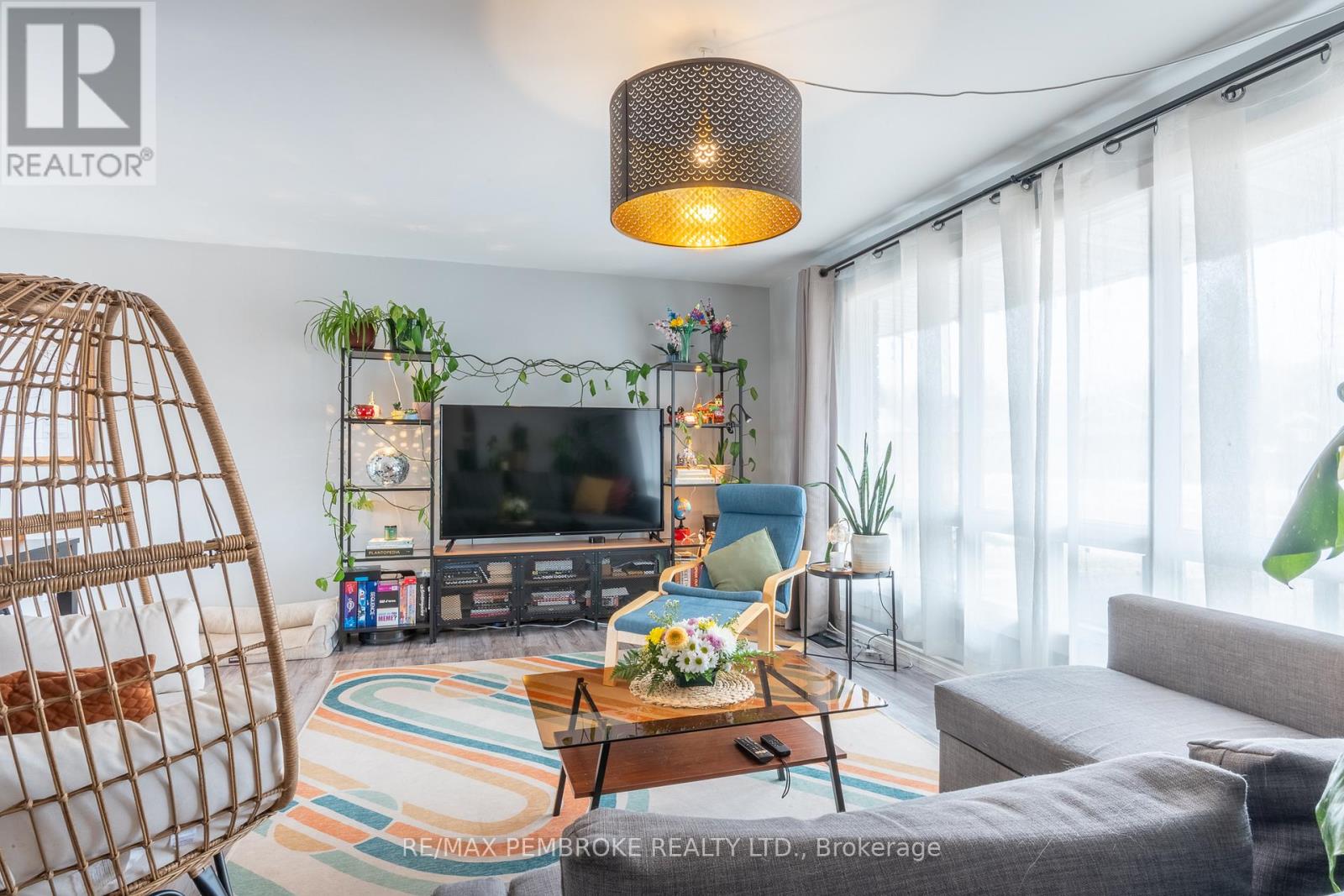 790 Lakeview Drive, Petawawa, Ontario K8A 7E9 - Photo 10 - X12989670