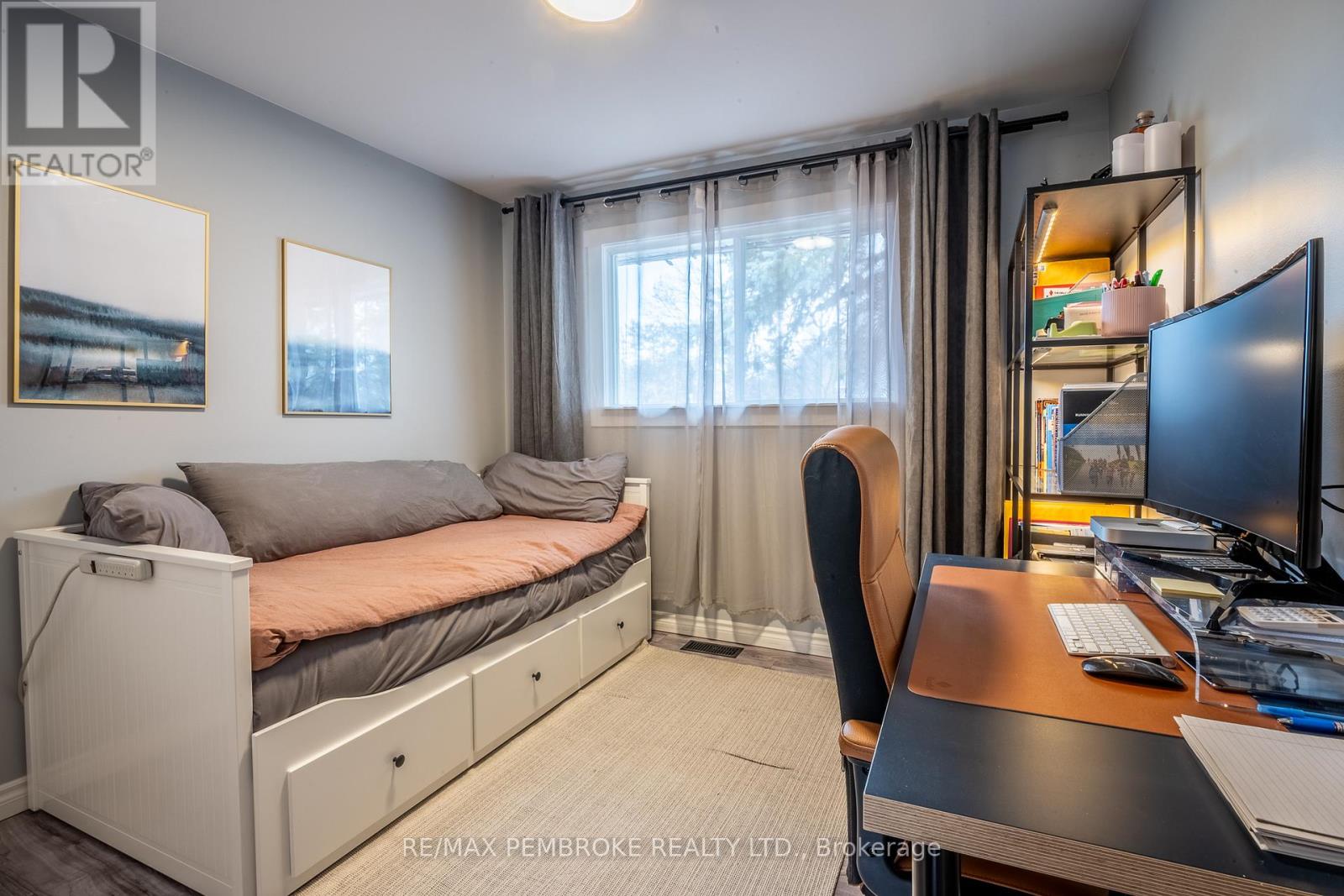 790 Lakeview Drive, Petawawa, Ontario K8A 7E9 - Photo 29 - X12989670