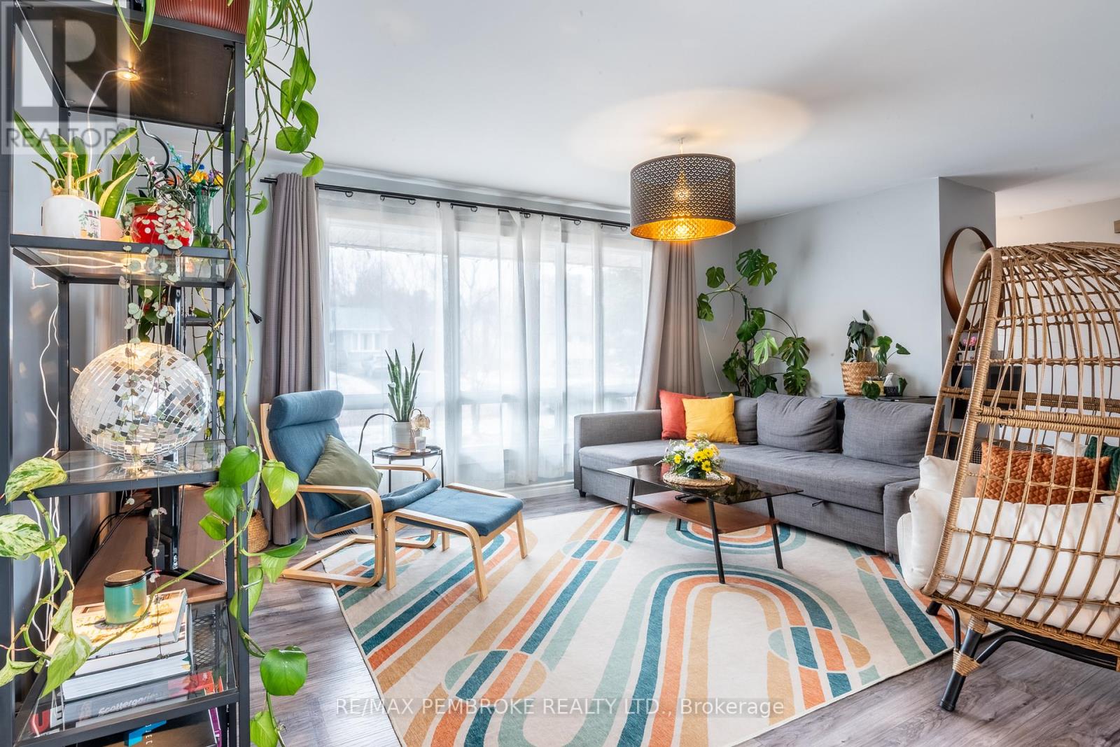 790 Lakeview Drive, Petawawa, Ontario K8A 7E9 - Photo 9 - X12989670