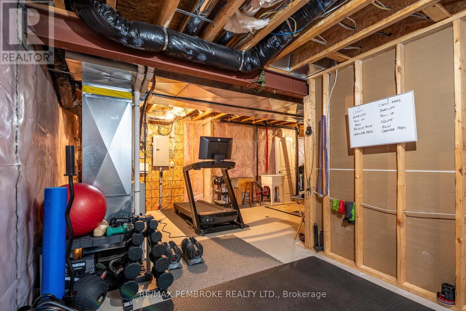 545 Gardner Crescent, Petawawa, Ontario  K8H 0C4 - Photo 41 - X12989680