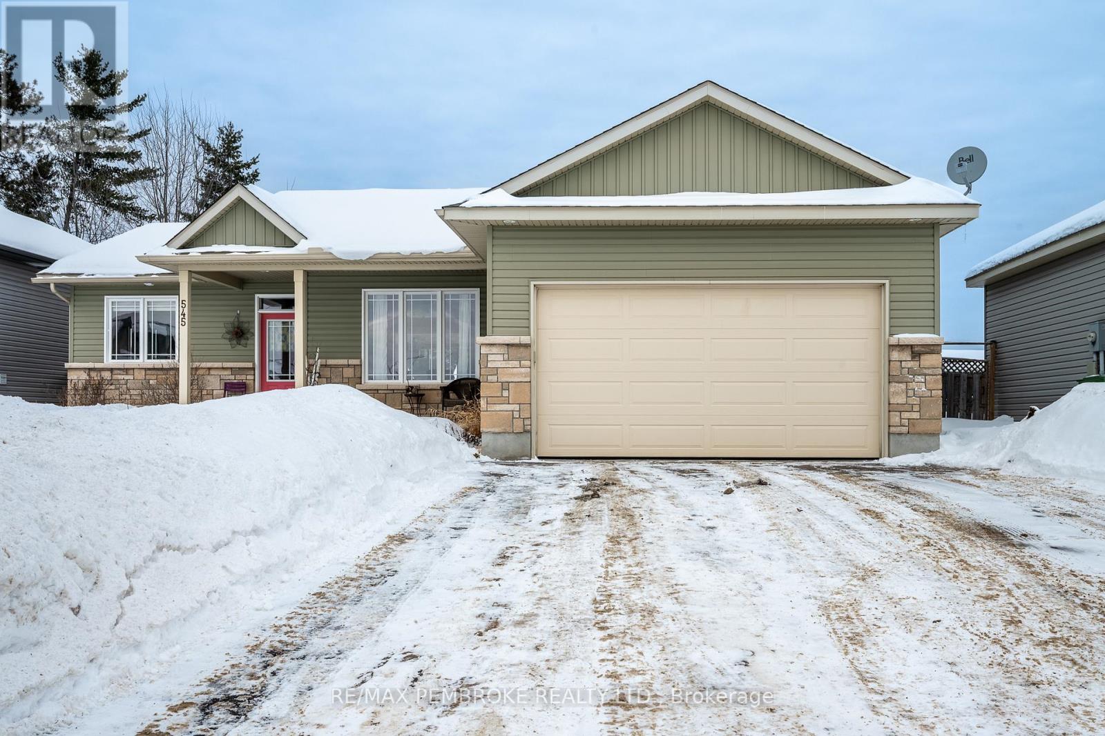 545 Gardner Crescent, Petawawa, Ontario  K8H 0C4 - Photo 45 - X12989680