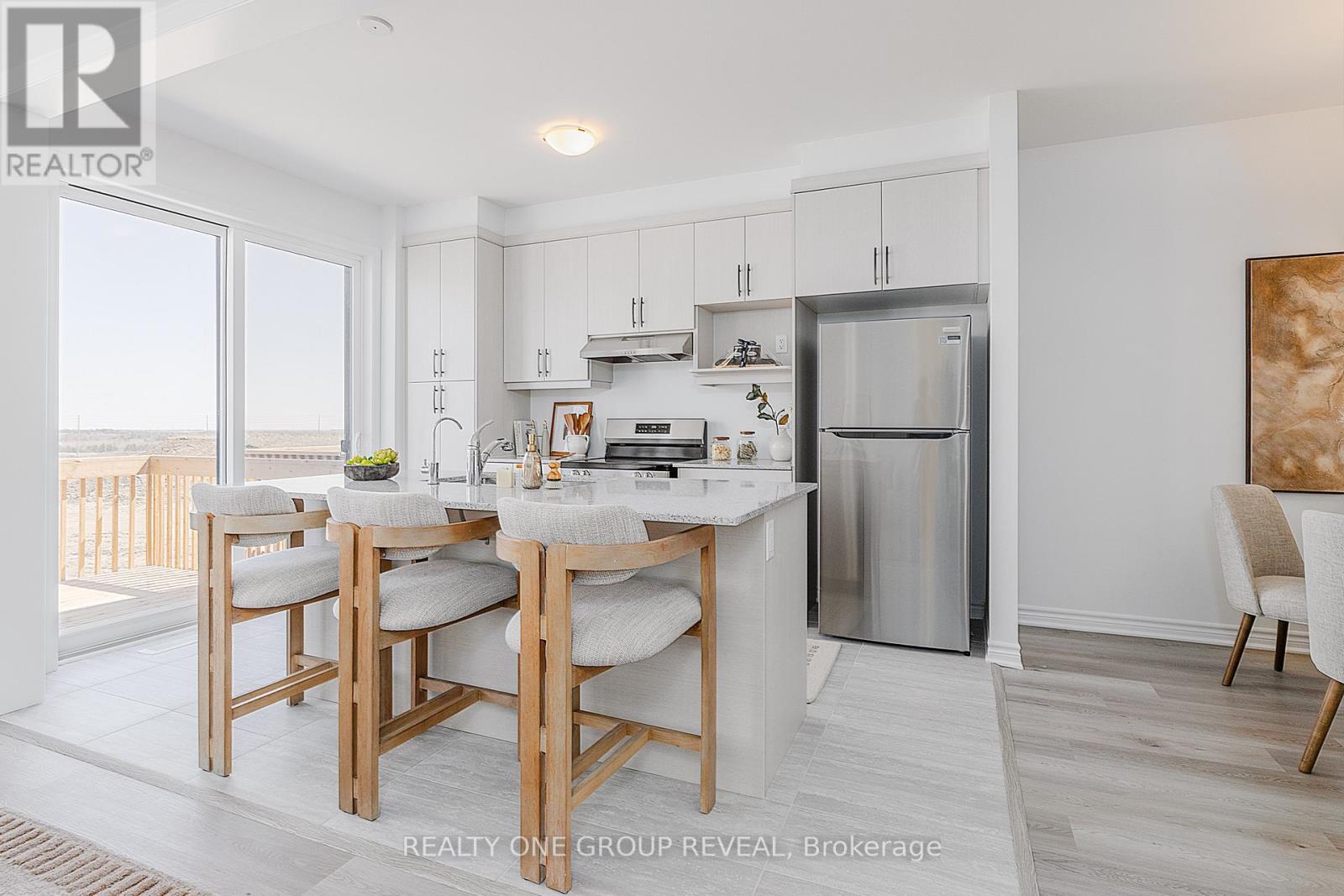 3383 Salt Springs Drive, Pickering, Ontario  L1X 0T3 - Photo 10 - E12989678