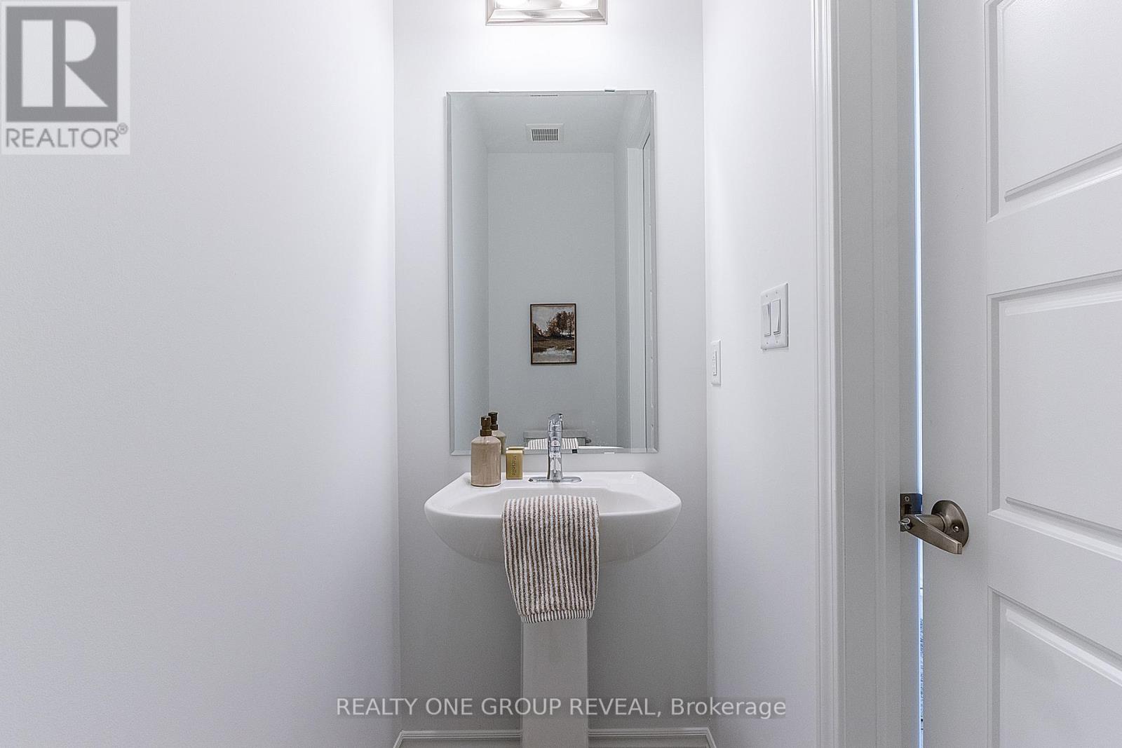 3383 Salt Springs Drive, Pickering, Ontario  L1X 0T3 - Photo 30 - E12989678