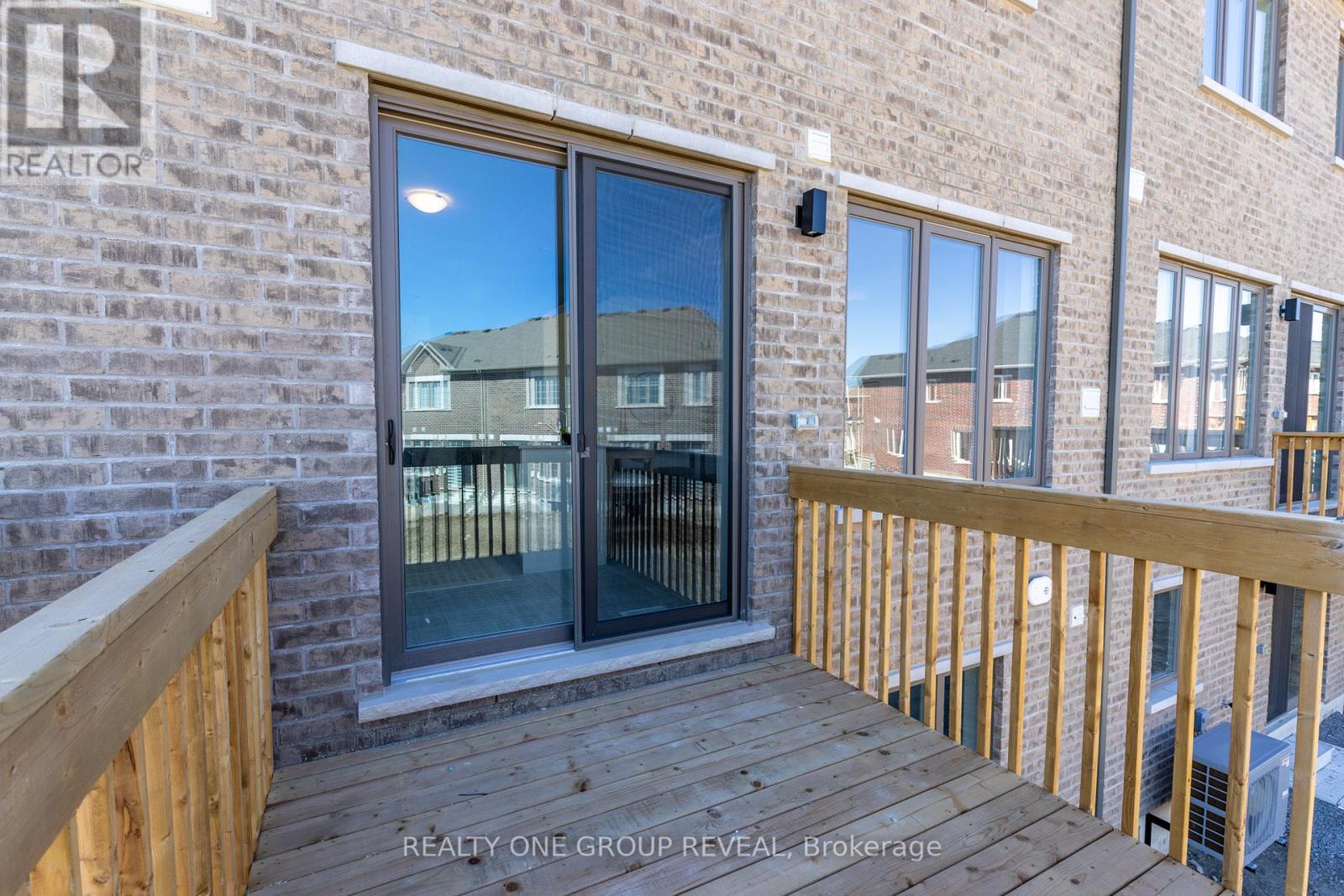 3383 Salt Springs Drive, Pickering, Ontario  L1X 0T3 - Photo 33 - E12989678