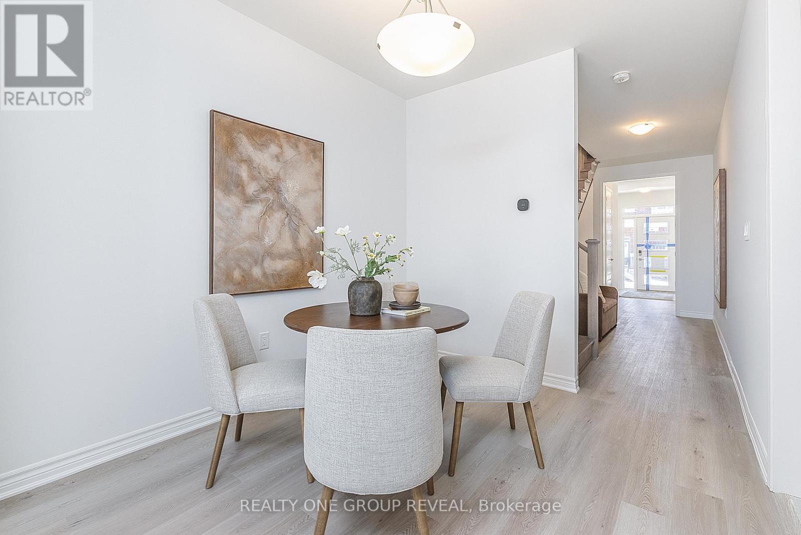 3383 Salt Springs Drive, Pickering, Ontario  L1X 0T3 - Photo 4 - E12989678