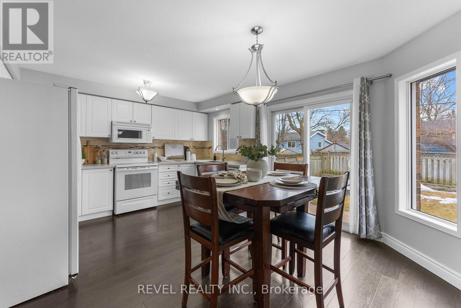 1211 Monica Cook Place, Pickering, Ontario  L1W 4A4 - Photo 12 - E12989802