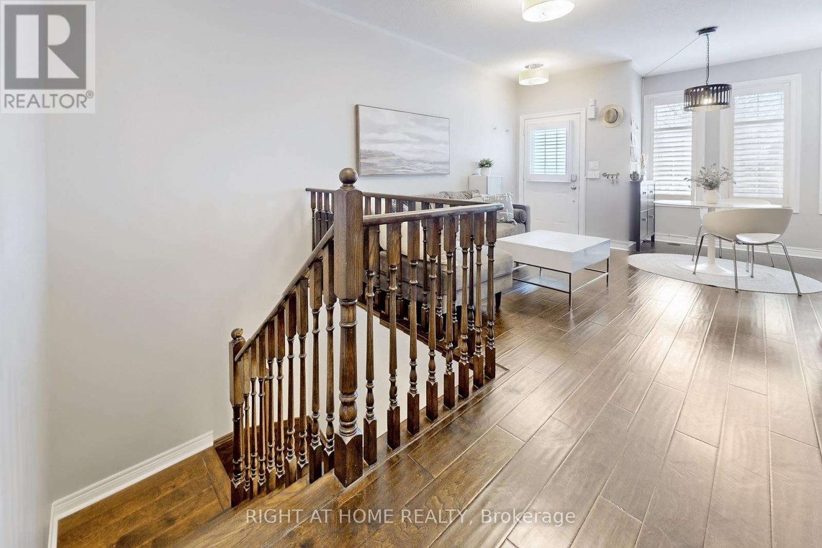 33 Brockville Street, Toronto, Ontario  M4E 0A7 - Photo 10 - E12989806