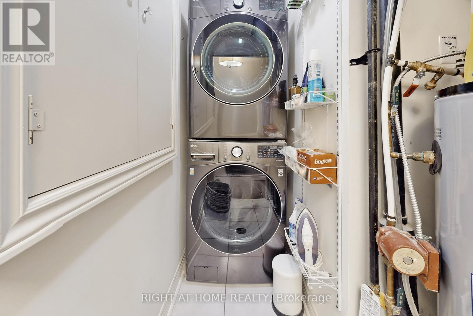 33 Brockville Street, Toronto, Ontario  M4E 0A7 - Photo 36 - E12989806