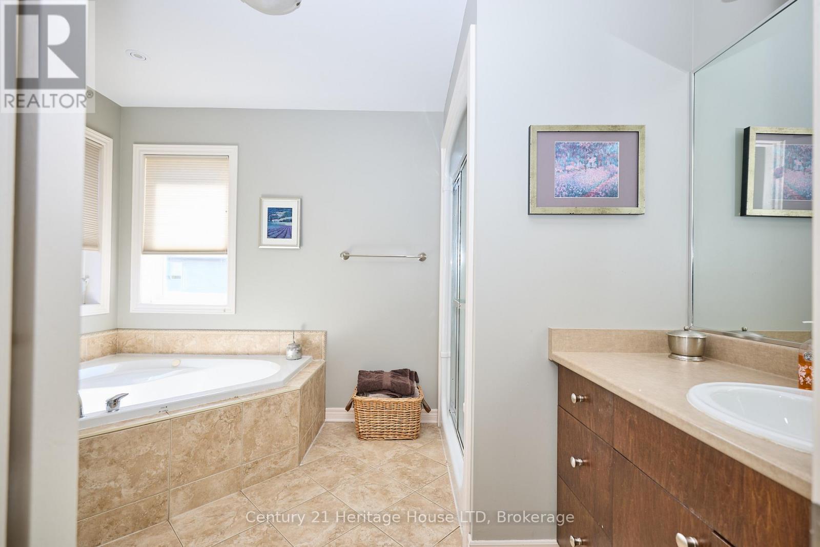 4 Arlene Street, St. Catharines, Ontario  L2S 4C9 - Photo 20 - X12989538