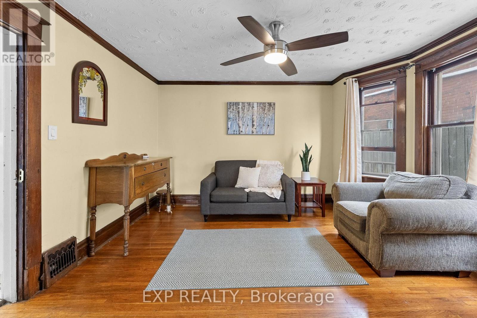 4725 Third Avenue, Niagara Falls, Ontario  L2E 4L7 - Photo 11 - X12989640