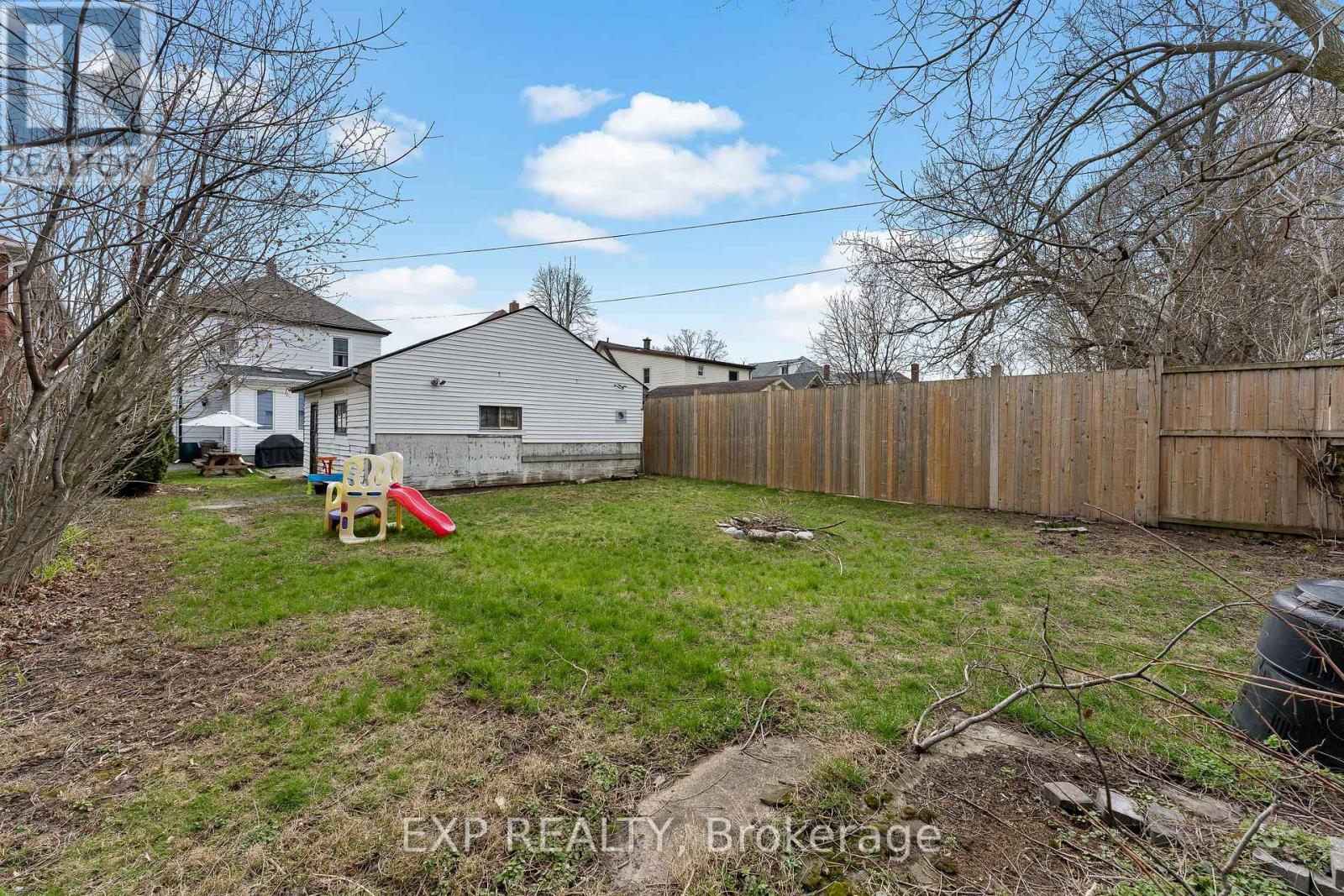 4725 Third Avenue, Niagara Falls, Ontario  L2E 4L7 - Photo 26 - X12989640