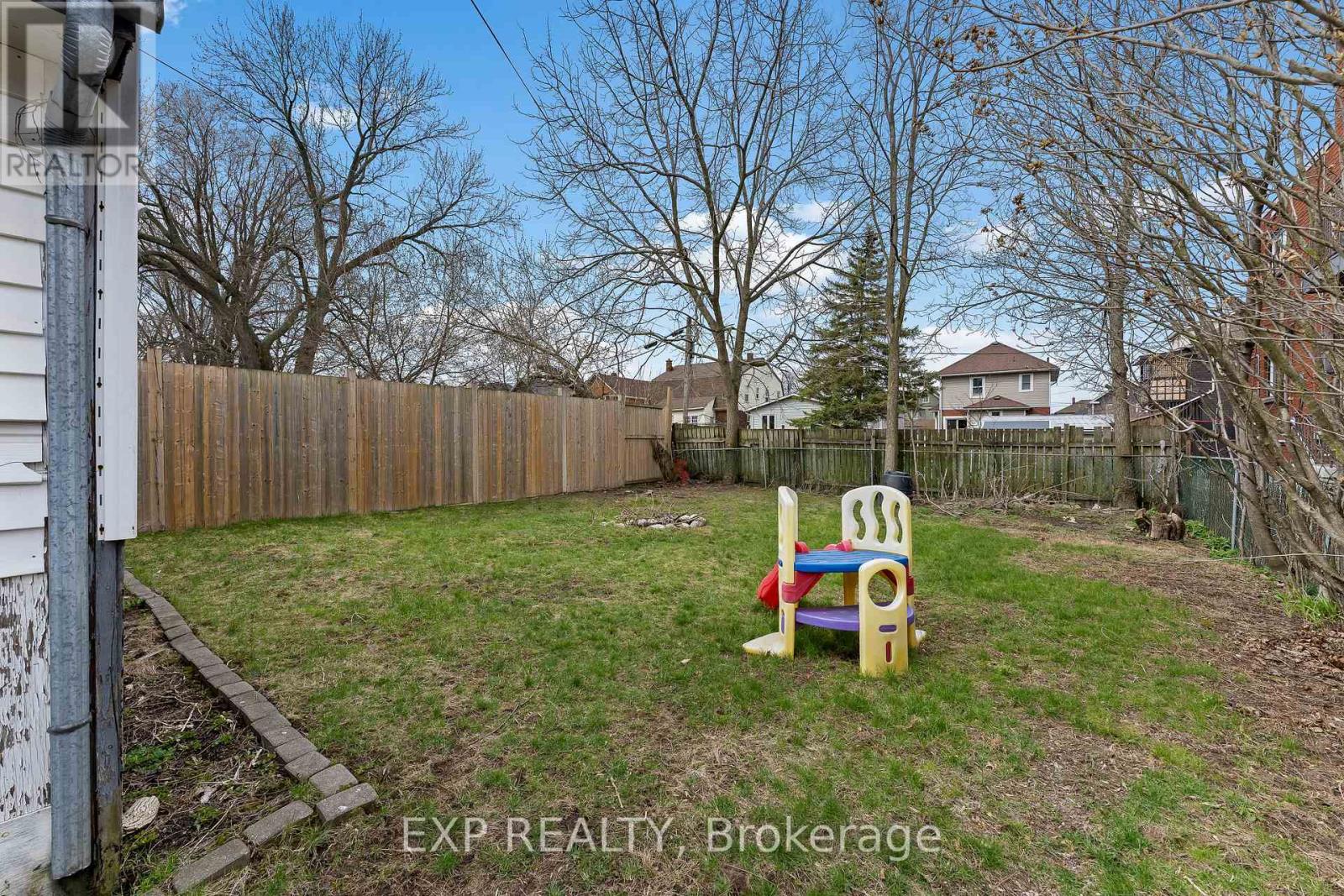 4725 Third Avenue, Niagara Falls, Ontario  L2E 4L7 - Photo 27 - X12989640