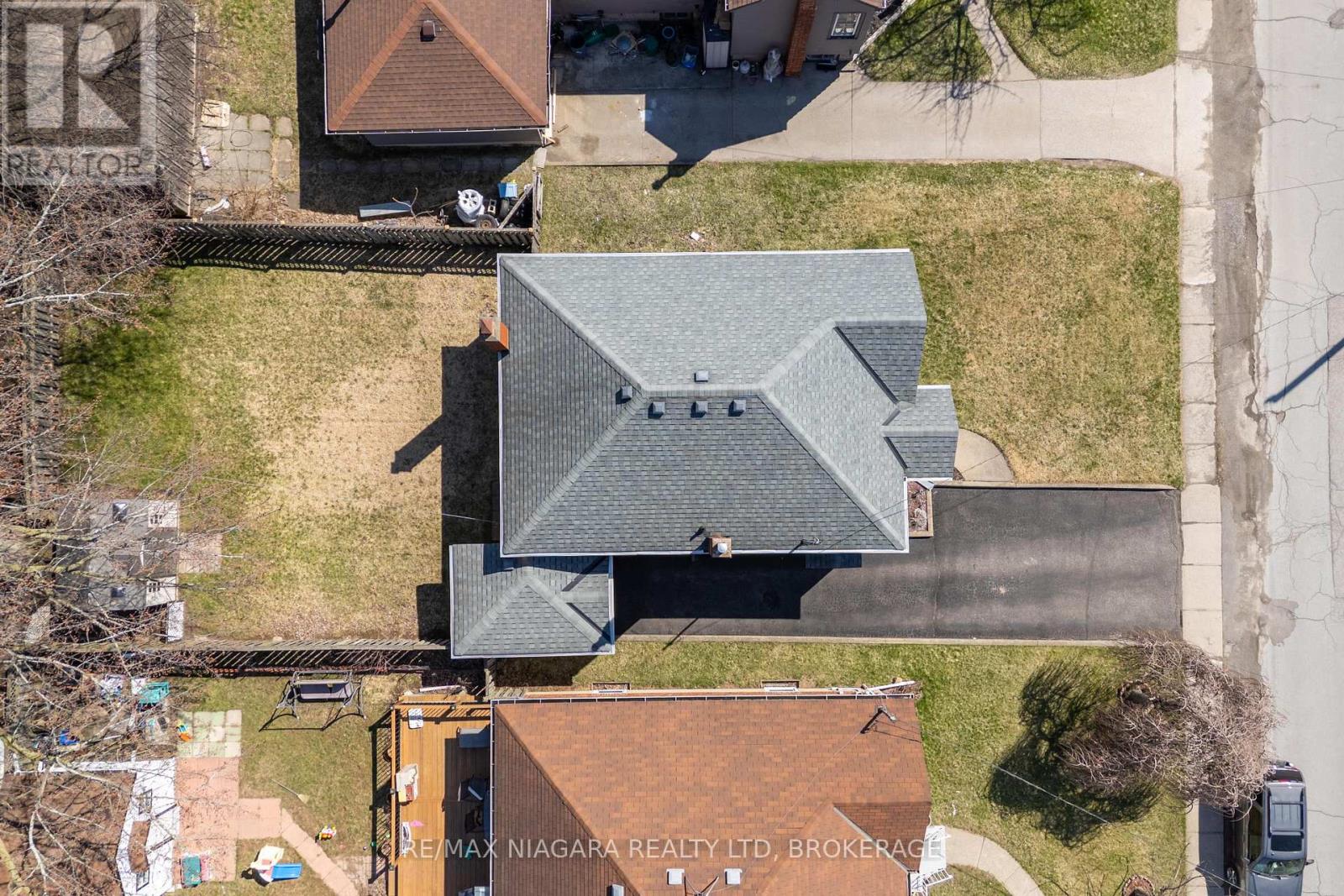 6469 Barker Street, Niagara Falls, Ontario  L2G 1Y6 - Photo 19 - X12989706