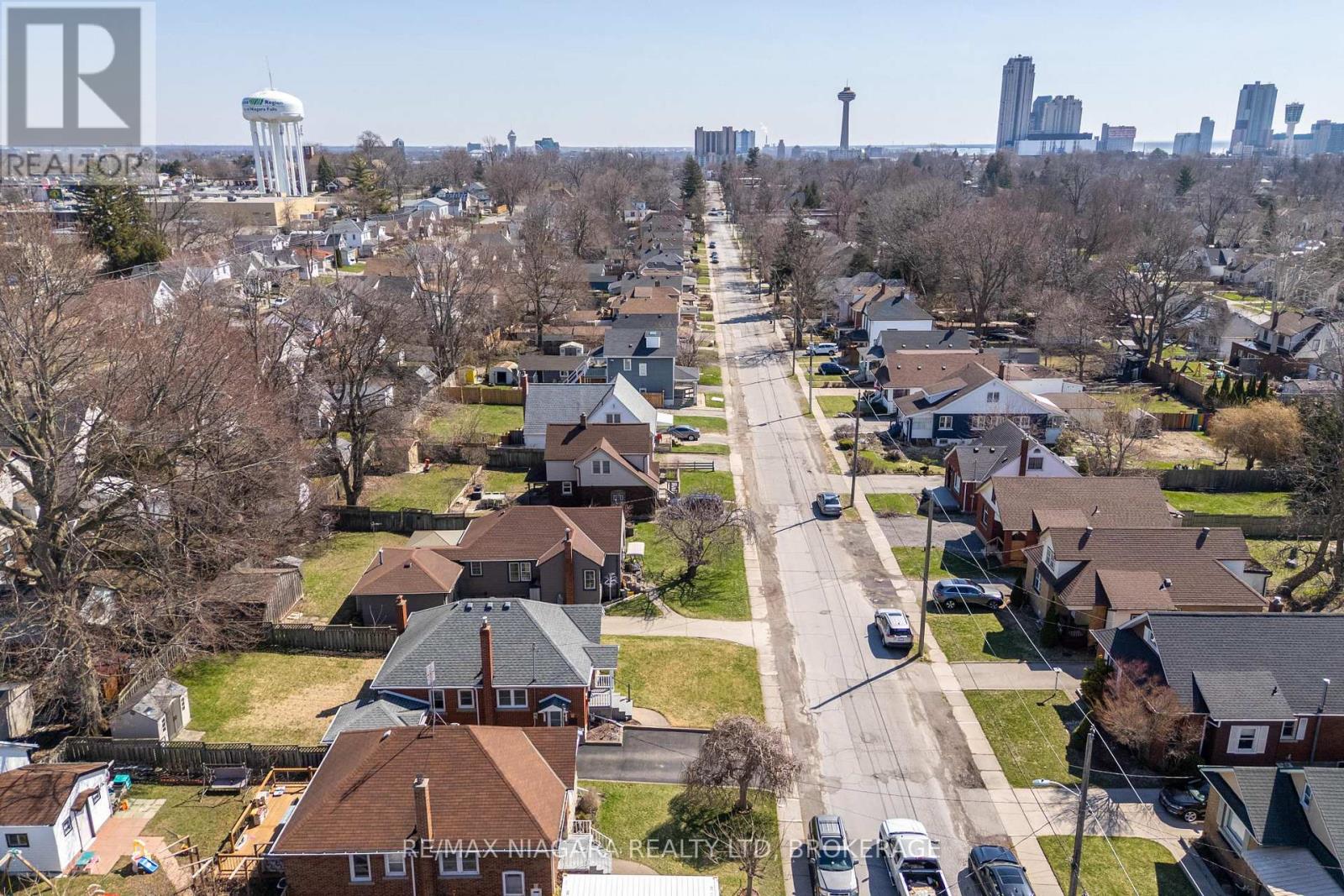 6469 Barker Street, Niagara Falls, Ontario  L2G 1Y6 - Photo 20 - X12989706