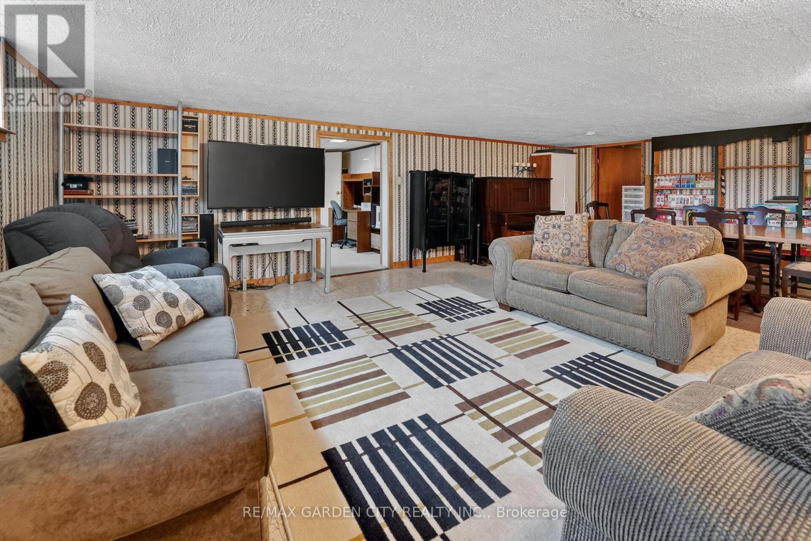 491 Niagara Street, St. Catharines, Ontario  L2M 3P4 - Photo 28 - X12989882