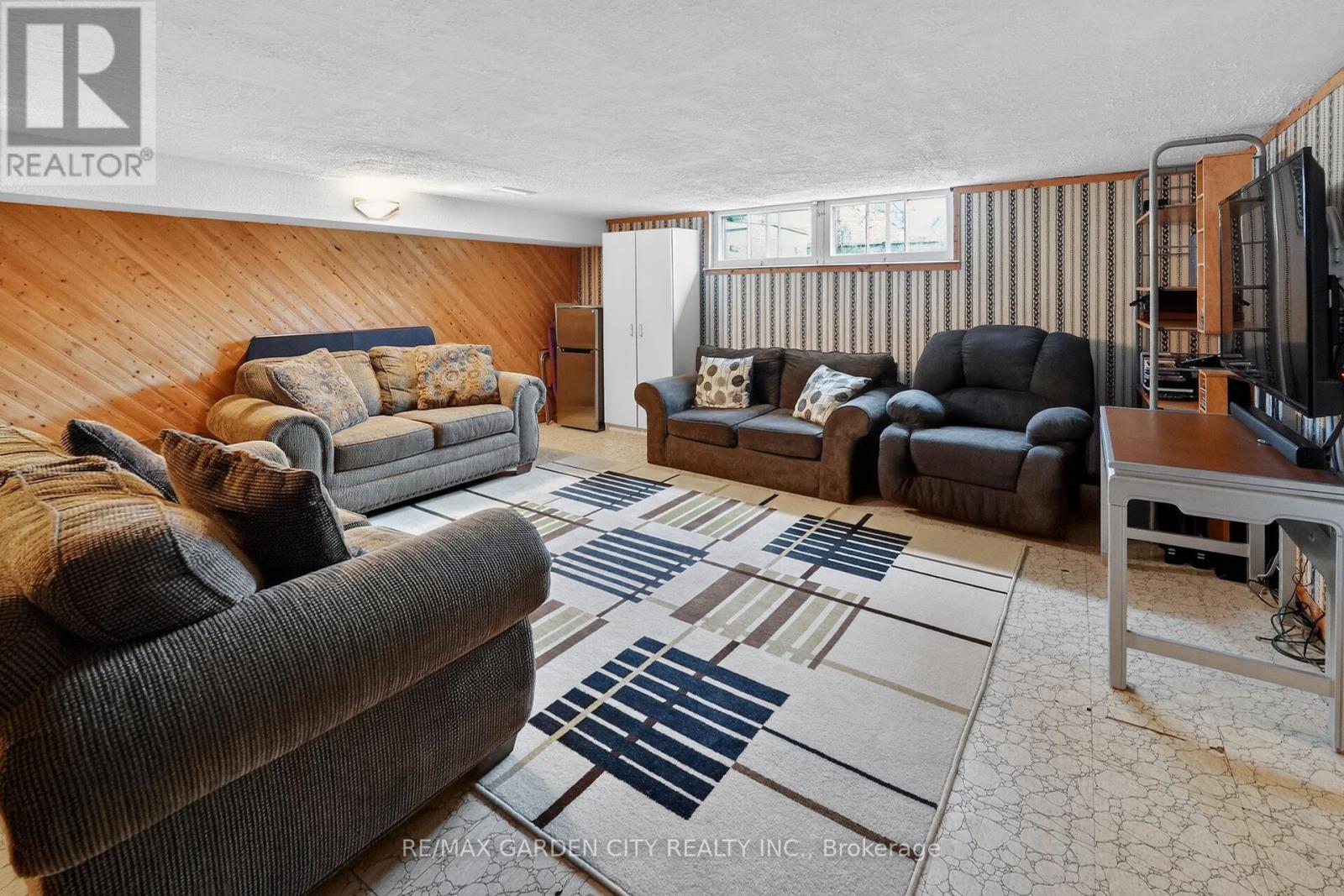 491 Niagara Street, St. Catharines, Ontario  L2M 3P4 - Photo 29 - X12989882