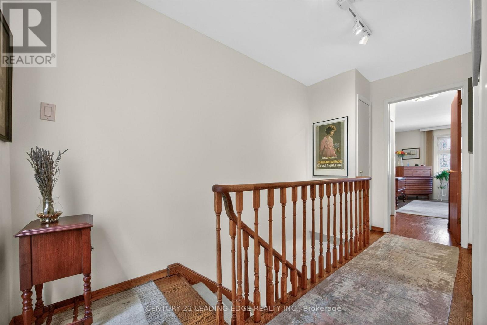 130 Silver Birch Avenue, Toronto, Ontario  M4E 3L4 - Photo 22 - E12989282