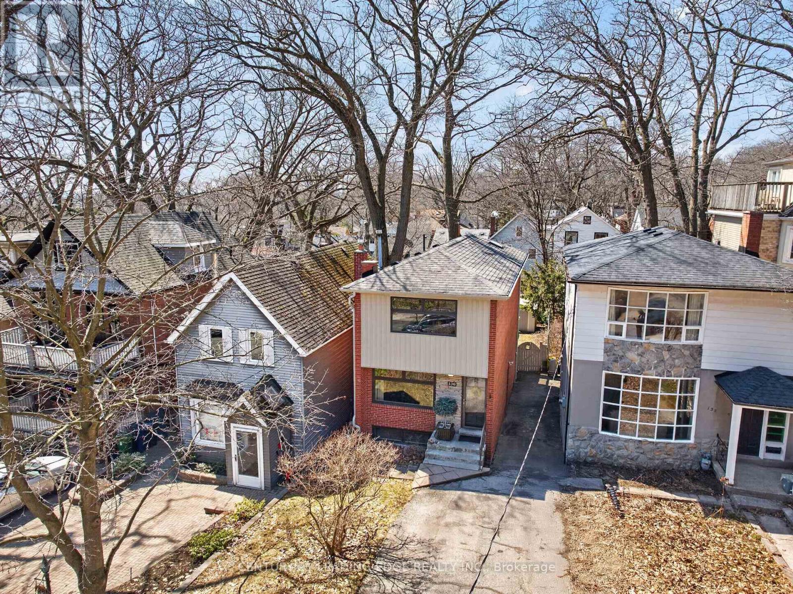 130 Silver Birch Avenue, Toronto, Ontario  M4E 3L4 - Photo 3 - E12989282