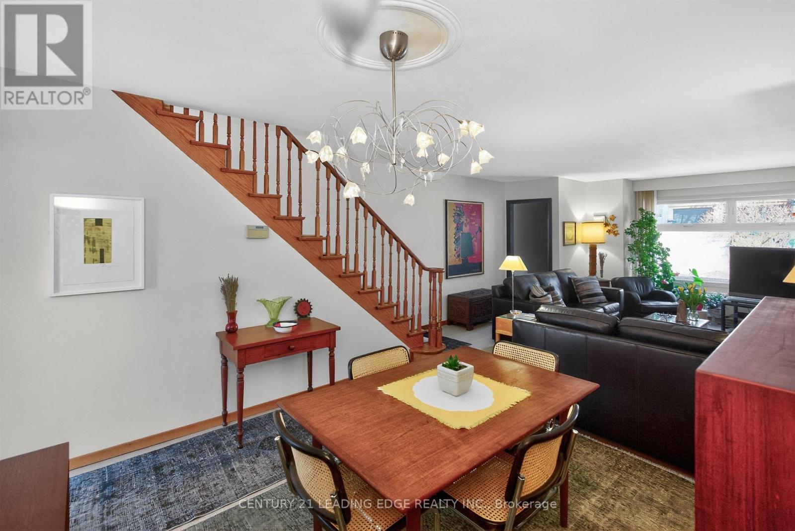 130 Silver Birch Avenue, Toronto, Ontario  M4E 3L4 - Photo 15 - E12989282