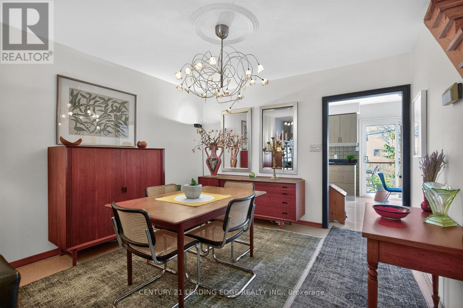 130 Silver Birch Avenue, Toronto, Ontario  M4E 3L4 - Photo 13 - E12989282